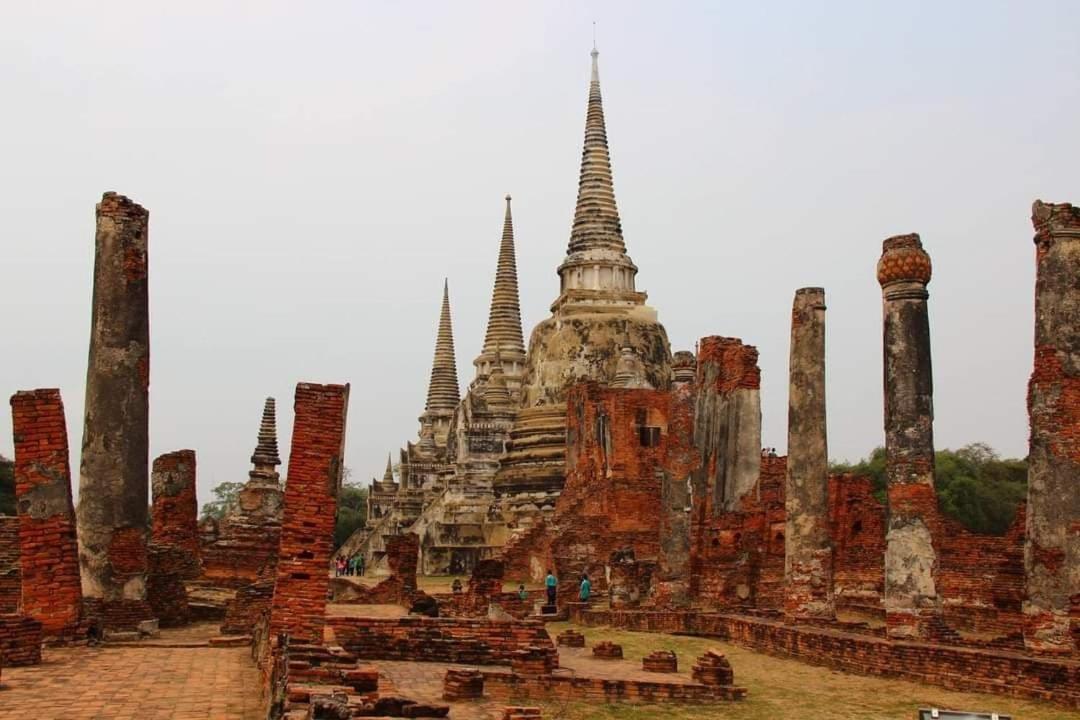 Pee Homestay Lopburi Ban Tha Krayang Esterno foto