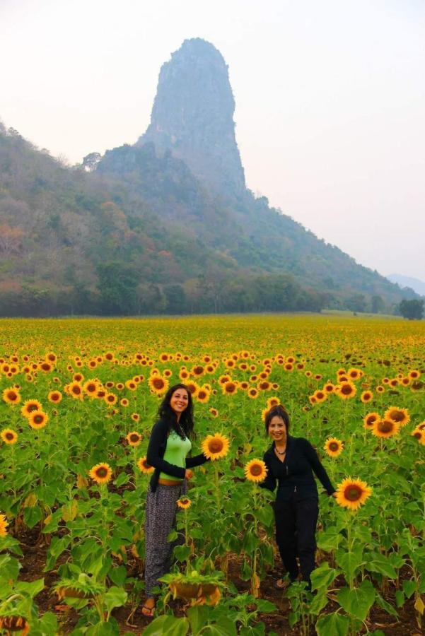 Pee Homestay Lopburi Ban Tha Krayang Esterno foto