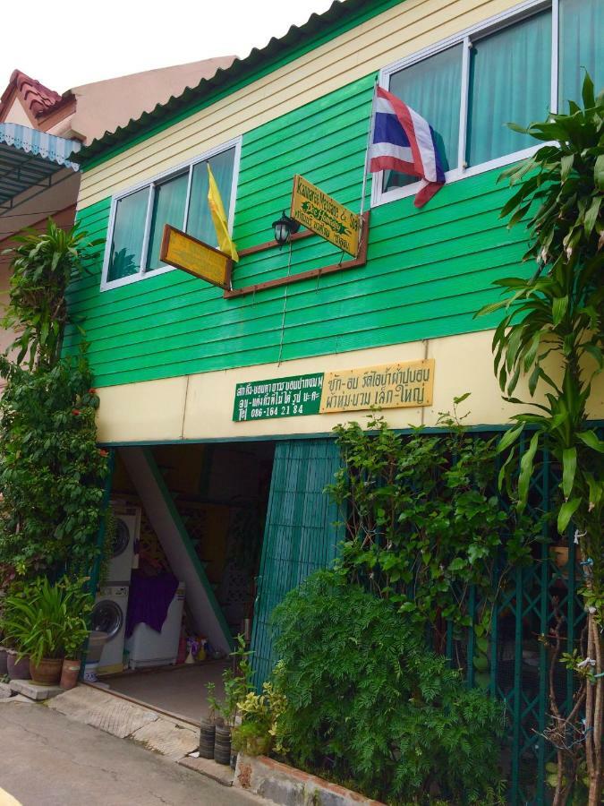 Pee Homestay Lopburi Ban Tha Krayang Esterno foto