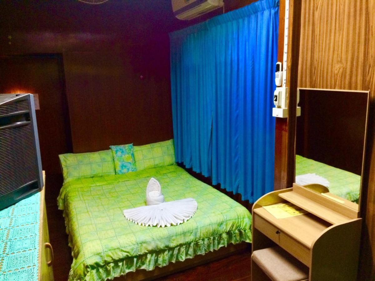 Pee Homestay Lopburi Ban Tha Krayang Esterno foto